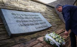 Foto: Predsjedništvo BiH / Bećirović posjetio Memorijalni centar Jasenovac