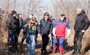Foto: Facebook / Čengić obišao lokalitet klizište