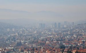 Foto: A.K./Radiosarajevo.ba / Magla u Sarajevu