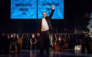 Foto: Velija Hasanbegović / "To nikad nigdje nije bilo"