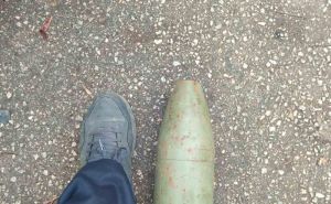 Foto: KJKP RAD / U kontejneru pronašli tromblonsku minu i dio rakete