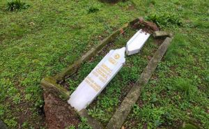 Foto: MIZ Mostar / Vandali uništili i oskrnavili groblje na Kantarevcu