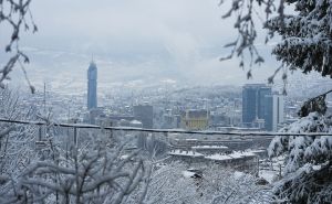 Foto: Anadolija / Snijeg u Sarajevu