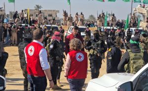 Foto: AA / Palestinske grupe predale tri izraelska zarobljenika