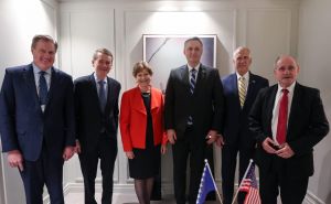 Foto: Kabinet Denisa Bećirovića / Bećirović s američkim senatorima i kongresmenom
