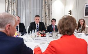 Foto: Kabinet Denisa Bećirovića / Bećirović s američkim senatorima i kongresmenom
