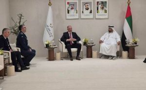 Foto: Ministarstvo odbrane BiH / Zukan Helez na sastanku