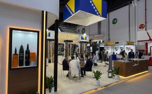 Foto: Press / Vedran Lakić na sajmu u Abu Dhabiju