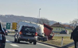Foto: Čitatelj / Saobraćajna nesreća, A1