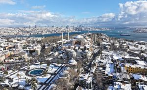 FOTO: AA / Aja Sofija pod snijegom