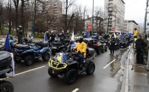 Foto: FENA / Defile Quadova kroz Sarajevo povodom Dana nezavisnosti Bosne i Hercegovine