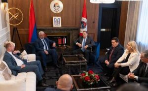 Foto: Nebojša Vukanović Info / Nenad Stevandić spava na sastancima