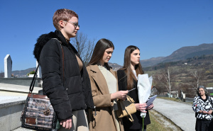 Foto: N.G / Radiosarajevo / Odavanje počasti Goranu Čengiću