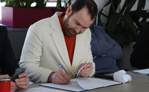 Foto: Općina Novo Sarajevo / Osigurala besplatne uzine i prevoz za ucenike  sa poteskocama u razvoju