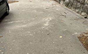FOTO: Radiosarajevo.ba / Obrušila se fasada sa Gimnazije Obala