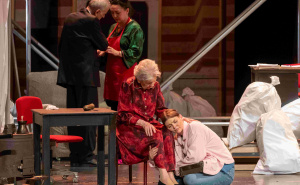 Foto: Velija Hasanbegović / Predstava Konačari