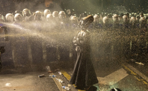 Foto: EPA - EFE / Neredi na ulicama Istanbula