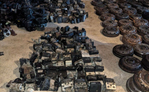 Foto: UIO BiH / Zaplijenjeni autodijelovi