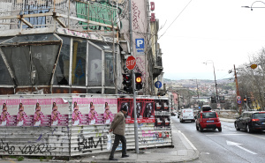 Foto: N. G. / Radiosarajevo.ba / Opasnost od obrušavanja fasade u Sarajevu