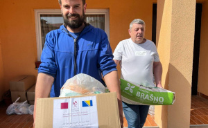Foto: Ambasada Katara u BiH / Izvršena podjela ramazanskih paketa povratnicima u bh. entitet RS