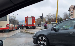 Foto: Čitatelj / Policija, vatrogasci i hitna na terenu