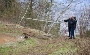 Foto: Grad Sarajevo / Gradonačelnik Puharić obišao klizište na lokalitetu Curine njive