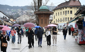 Foto: N.G./Radiosarajevo.ba / Šetnja Sarajevom po kiši