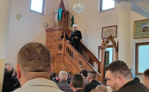 Foto: Anadolija / Bajram-namaz u Srebrenici