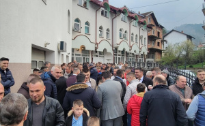 Foto: Anadolija / Bajram-namaz u Srebrenici