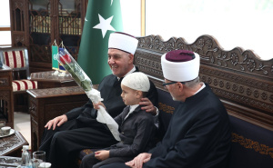 Foto: N.G / Radiosarajevo.ba / Bajramsko čestitanje kod reisu-l-uleme Huseina ef. Kavazovića