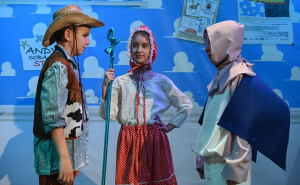 Foto: BKC Tuzla / Priča o igračkama, predstava