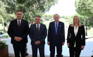 FOTO: AA / Članovi predsjedništva BiH s Erdoganom u Antaliji