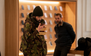 Foto: Netflix / Kadrovi iz filma "iHostage"