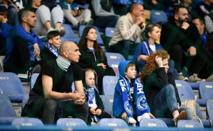 Foto: A. K. / Radiosarajevo.ba / Manijaci priredili koreografiju u čast Mirze Raščića