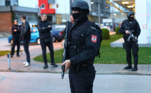Foto: Dž. K. / Radiosarajevo.ba / Velike policijske snage u Istočnom Sarajevu