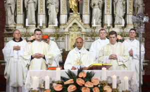 Foto: Dž.K. / Radiosarajevo.ba / Misa zadušnica u sarajevskoj Katedrali