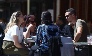 Foto: Dž. K. / Radiosarajevo.ba / Suncem okupana Čaršija