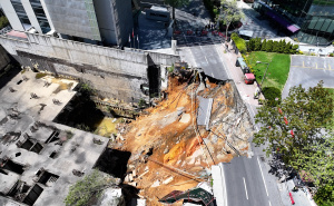 Foto: AA / Urušena cesta u Istanbulu