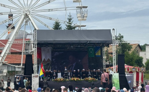 Foto: Ustupljene fotografije / Otvorenje Šarene džamije u Tuzli