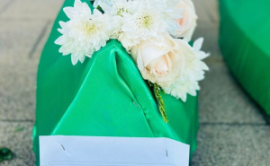 Foto: Ustupljena fotografija za portal Radiosarajevo.ba / Ispraćaj bratunačkih žrtava