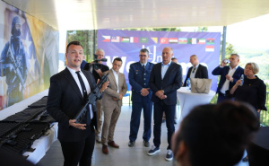 Foto: Ministarstvo odbrane BiH / Zukan Helez u posjeti Goraždu