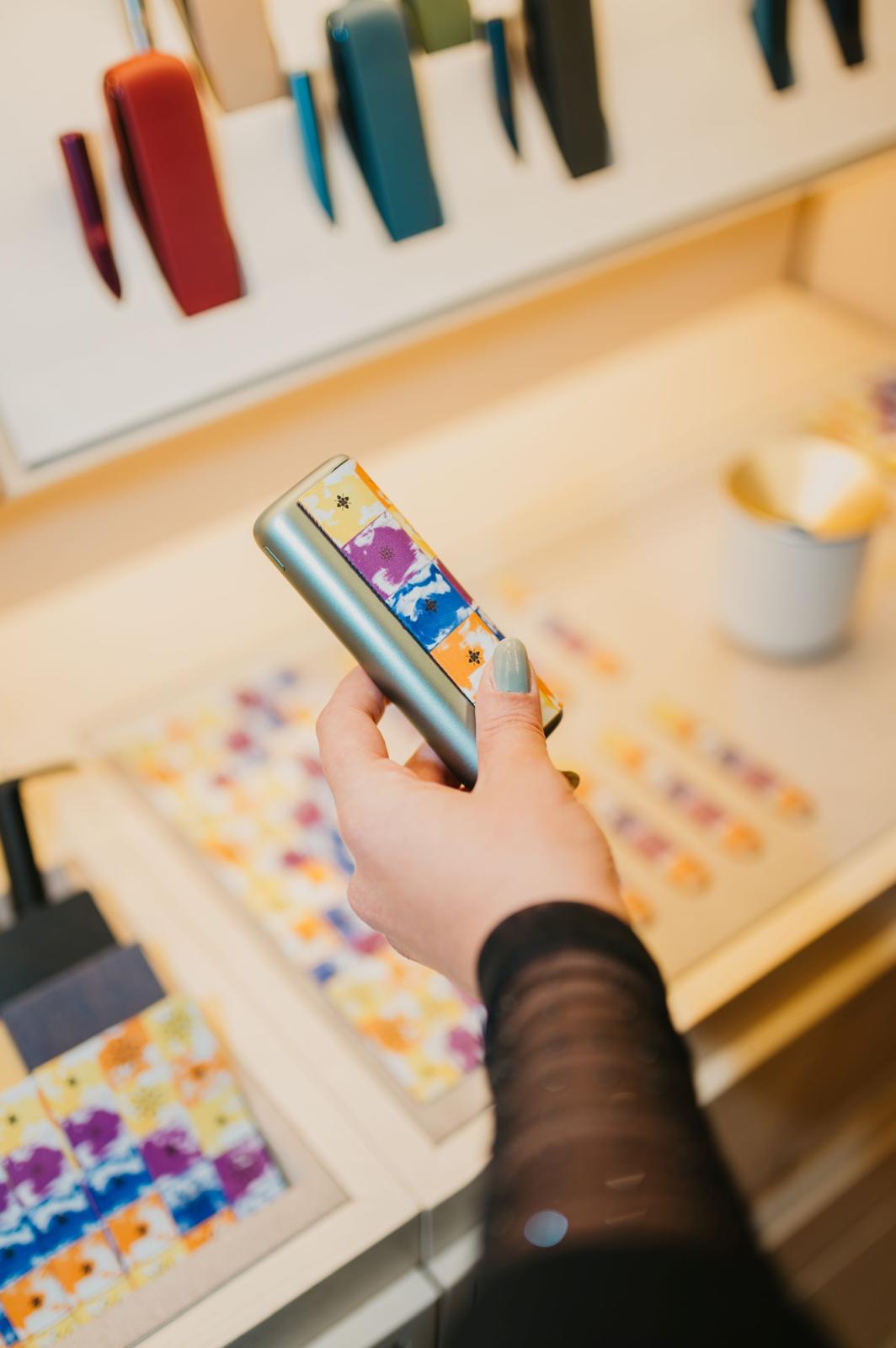 IQOS u Sarajevu predstavio povod inovativne saradnje s Markom Feherom