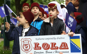 Foto: Dž.K. / Radiosarajevo.ba / Defile na Vilsonovom šetalištu