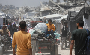 FOTO: AA / Palestinci napuštaju svoje domove nakon intenziviranih izraelskih napada na sjeveru Gaze