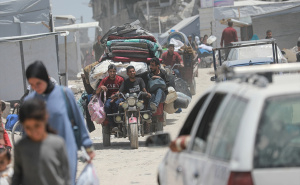 FOTO: AA / Palestinci napuštaju svoje domove nakon intenziviranih izraelskih napada na sjeveru Gaze