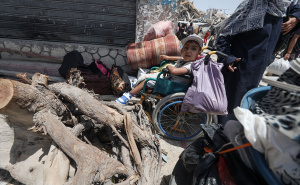 FOTO: AA / Palestinci napuštaju svoje domove nakon intenziviranih izraelskih napada na sjeveru Gaze