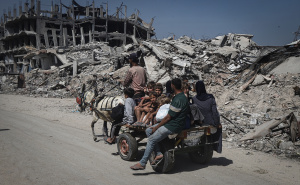 FOTO: AA / Palestinci napuštaju svoje domove nakon intenziviranih izraelskih napada na sjeveru Gaze