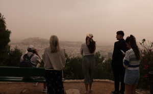 Foto: AA / Gusti oblaci saharske prašine prekrili Grčku