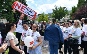Foto: A. K. / Radiosarajevo.ba / Protest, Sindikat trgovine, Dom sindikata