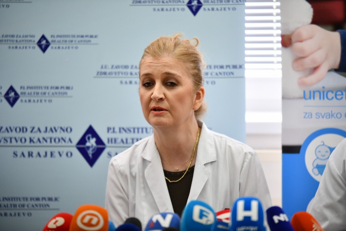 Dr. Anisa Bajramović